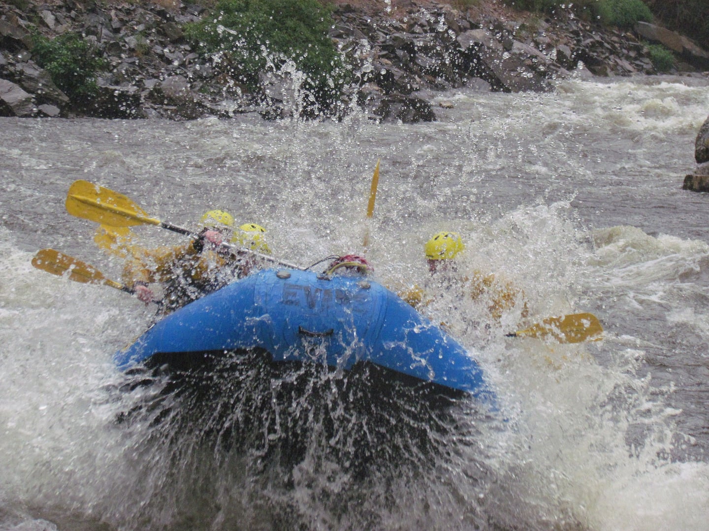 Mountain Whitewater & Paddler’s Pub
