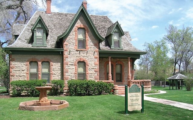 1879 Avery House