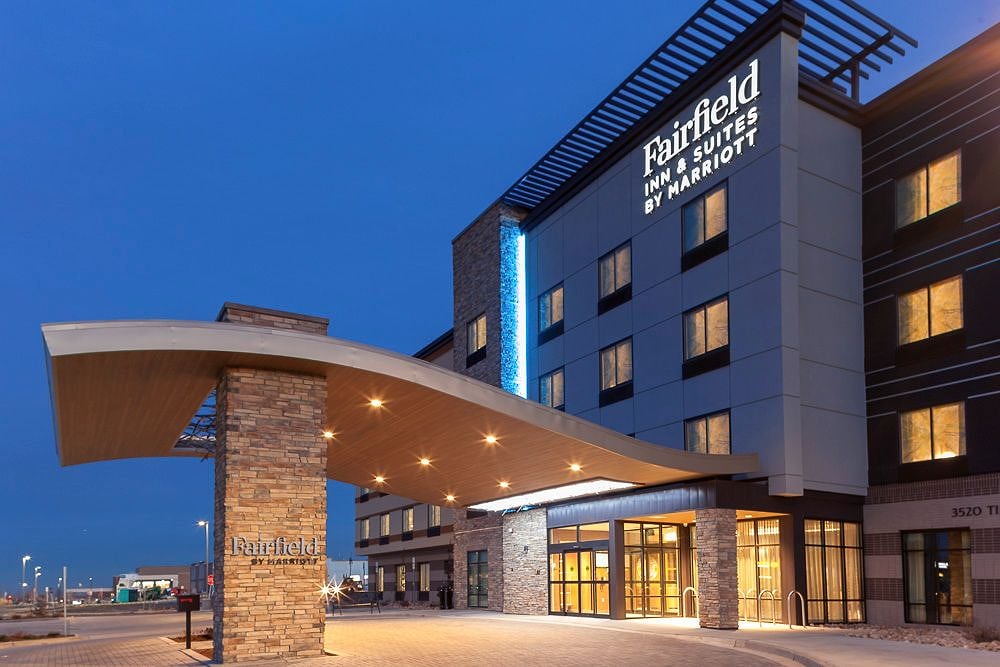 Fairfield Inn & Suites