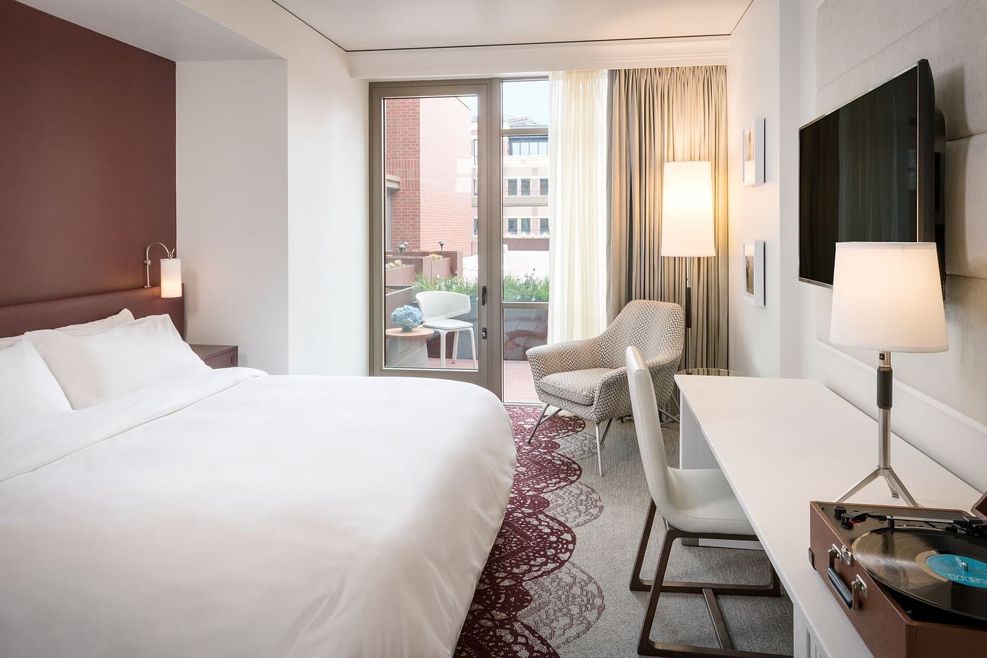 The Elizabeth Hotel