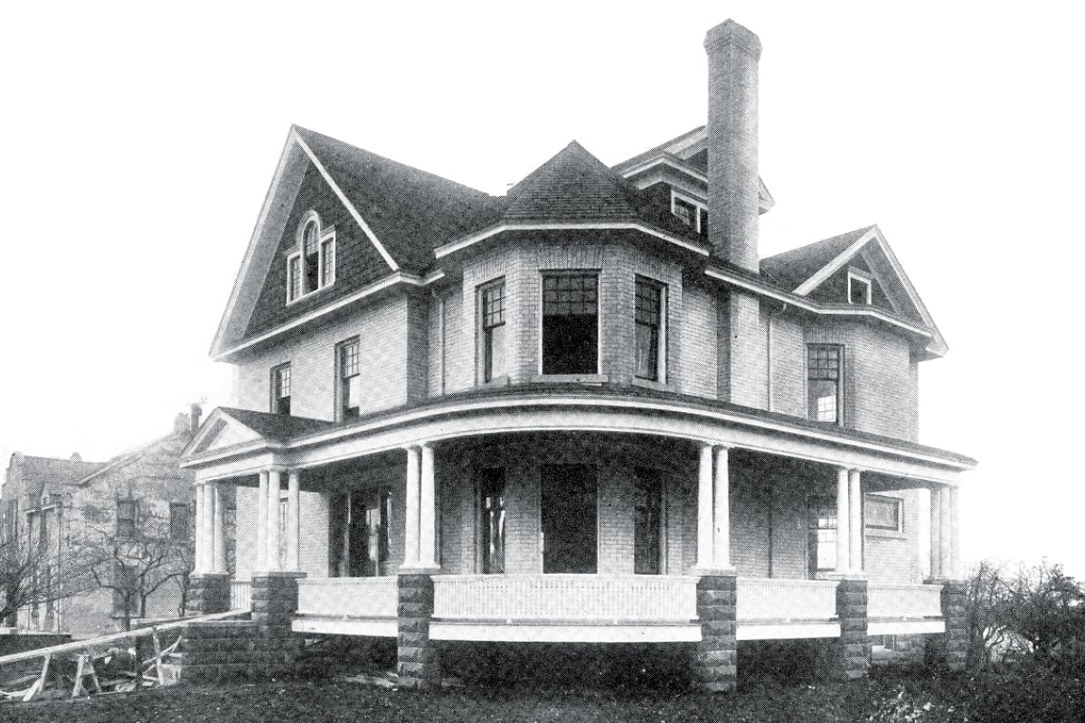The Arnold Home