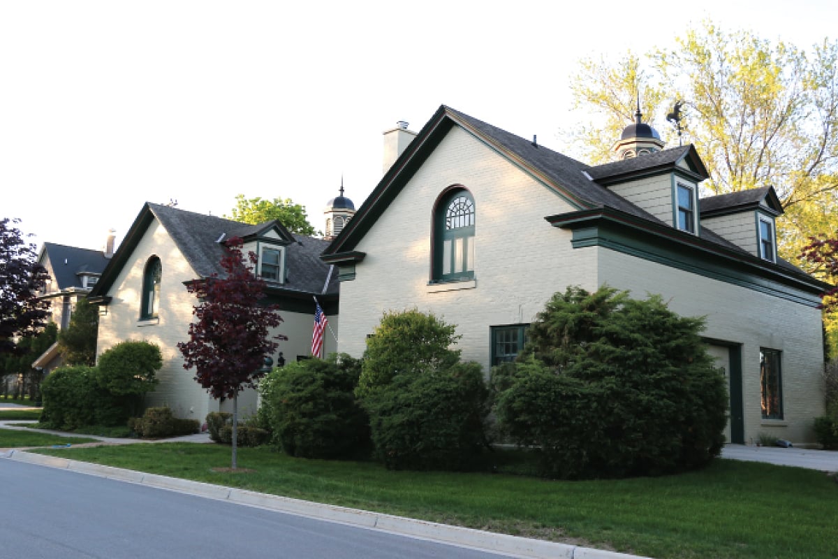 The Buckley Carriage House